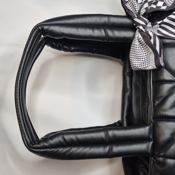 Karl Lagerfeld OVERSIZED Tote Bag 🖤🖤🖤 - Picture 10 of 17